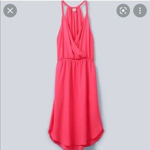Aritzia crepe hot pink dress